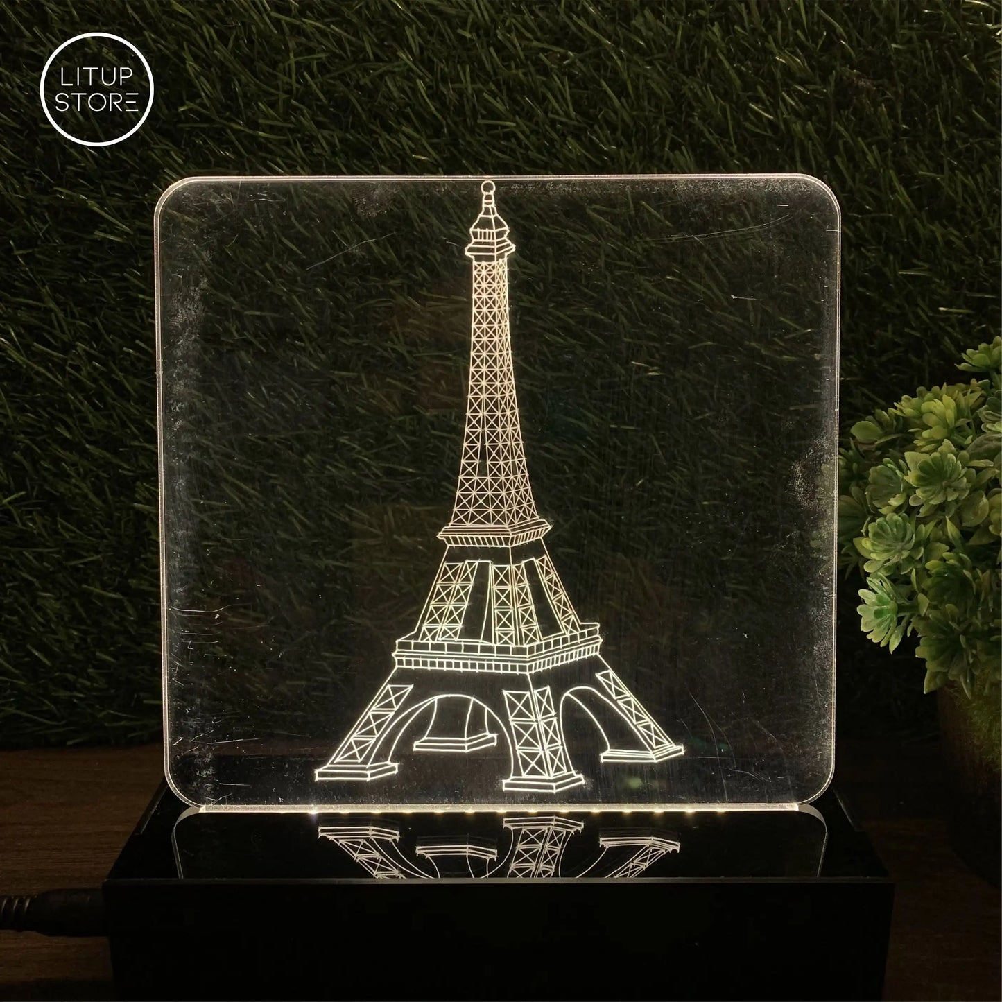 Eiffel Tower - Crystal Lamp